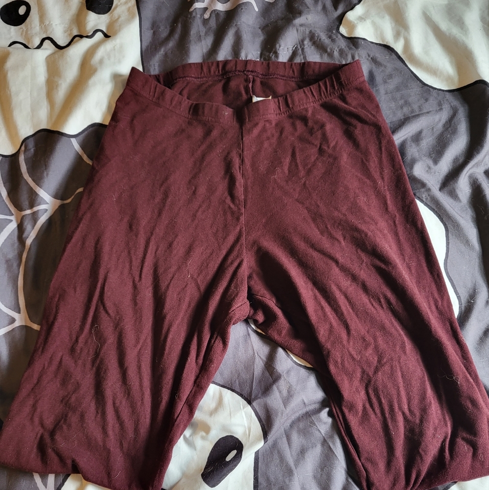 Stretchy light old navy Maroon leggings size large